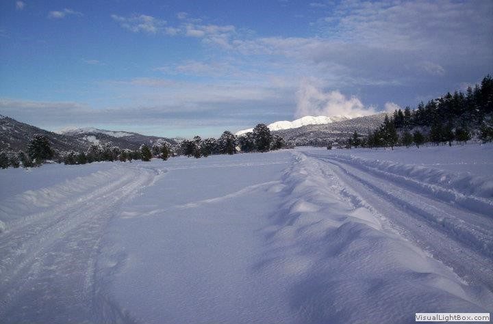 Moquehue nevado en invierno
